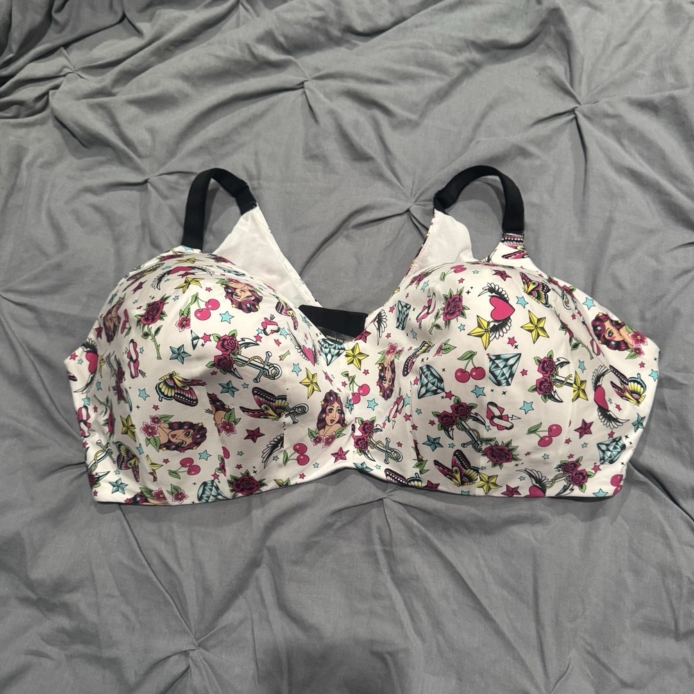 TORRID Wire Free Lightly Lined Everyday Bra 46DDD Star Girl Tatoo White